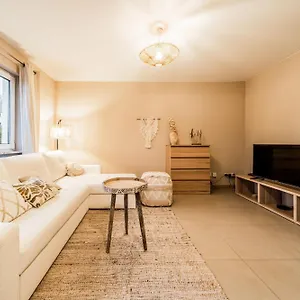 Appartement Beautiful In The And Free Parking, Luxembourg
